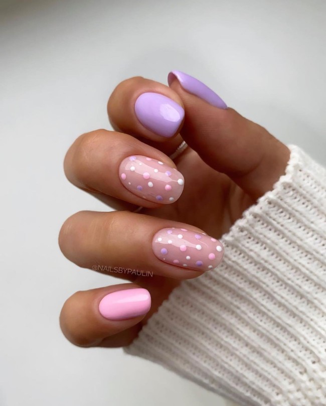 50 Spring Nail Designs 2022 — Pink & Lilac Dot Nails