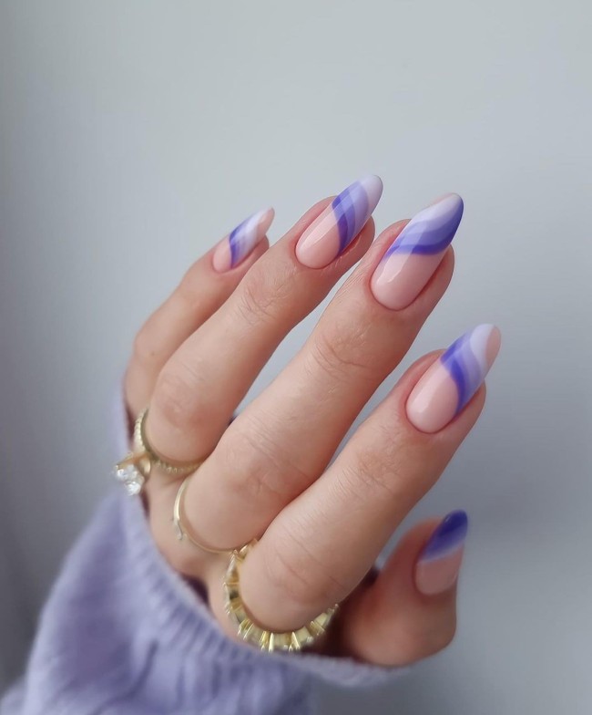 50 Spring Nail Designs 2022 — Blue Modern French Twist Nails