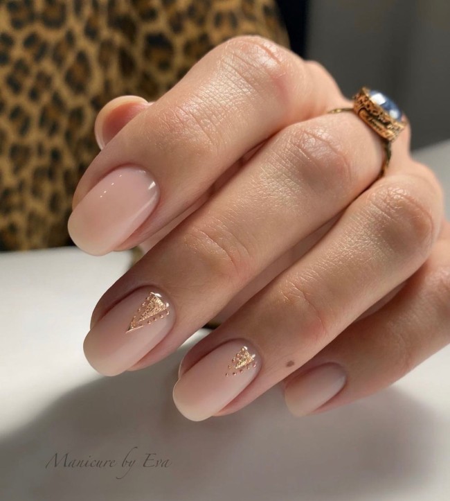 45 Ways to Wear Spring Nail Designs in 2022 — Nude Nail Design with Gold Accents