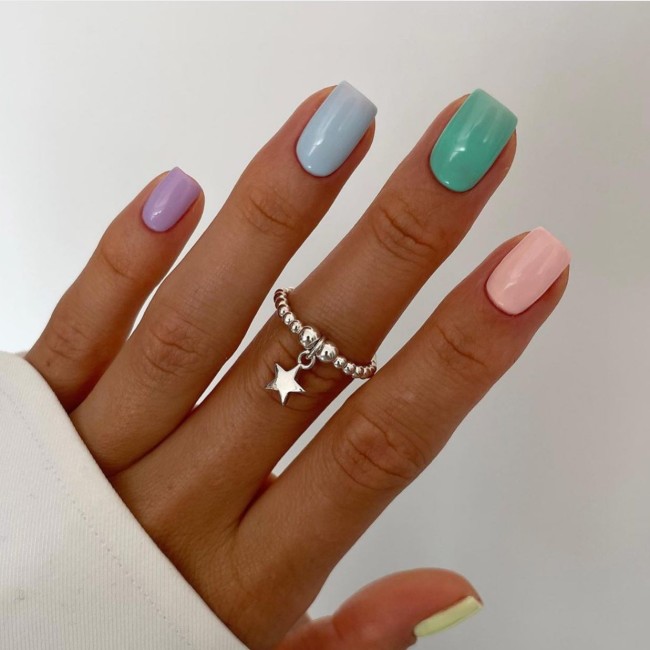 50 Spring Nail Designs 2022 — Pastel Short Nails