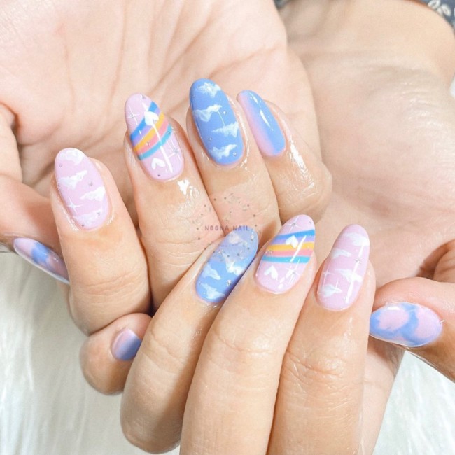 40 Fluffy Cloud Nails 2022 — Blue, Pink Cloud & Rainbow Nails