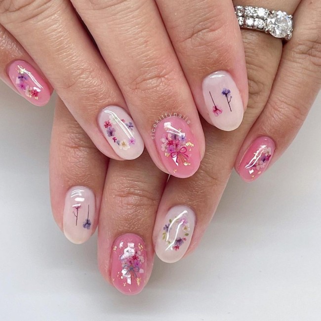 30 The Prettiest & Girly Nail Art Ideas — Flower Gel Short Nails