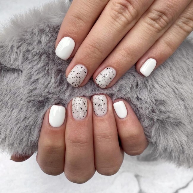 40 Pretty Easter Nails 2022 — White Speckled Egg Short Nail Art