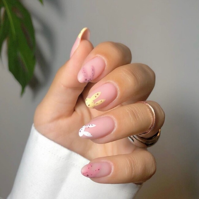 73 Easter Nails That Are Too Cute To Ignore — Pastel Bunny French Tip Nails