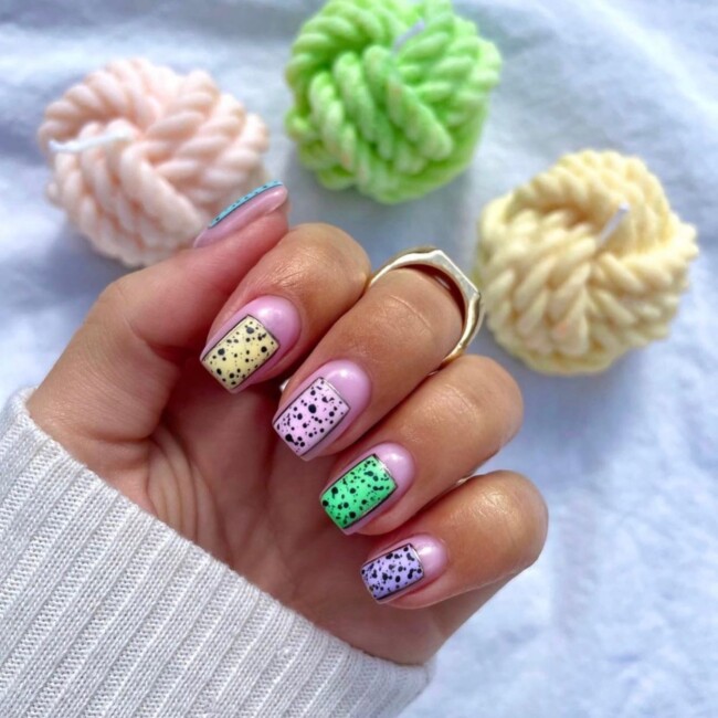 73 Easter Nails That Are Too Cute To Ignore — Square Speckled Egg Pink Nails