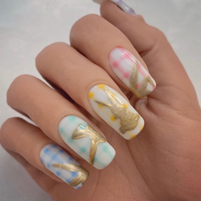 73 Easter Nails That Are Too Cute To Ignore — Gold Bunny Pastel Gingham Nails