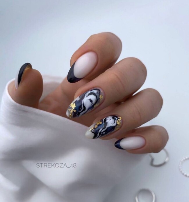 57 Trendy Almond Nails for Spring 2022 — Dark Blue Marble Nail