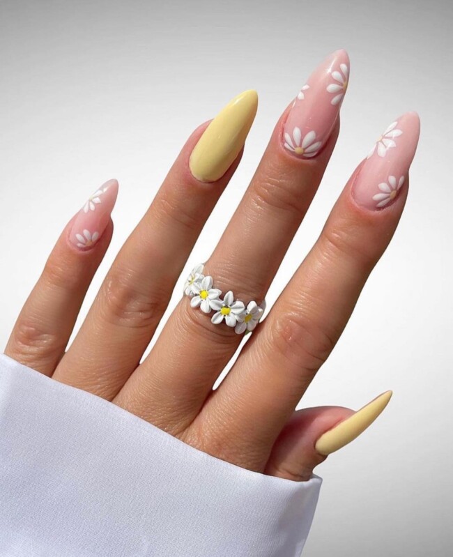 57 Trendy Almond Nails for Spring 2022 — White Flower & Yellow Nails