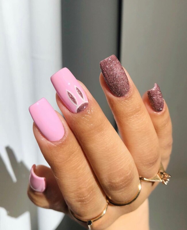 73 Easter Nails That Are Too Cute To Ignore — Rose Gold & Pink Easter Nails