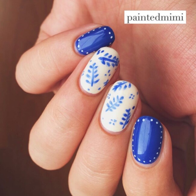 33 Porcelain Print Nails — Porcelain Inspired & White Dot Blue Nails