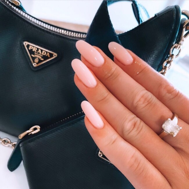 57 Trendy Almond Nails for Spring 2022 — Simple Pink Nails