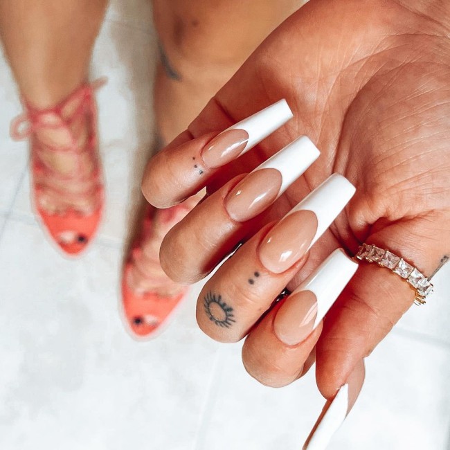 white french tip nails, white tip nails, classic french tip nails