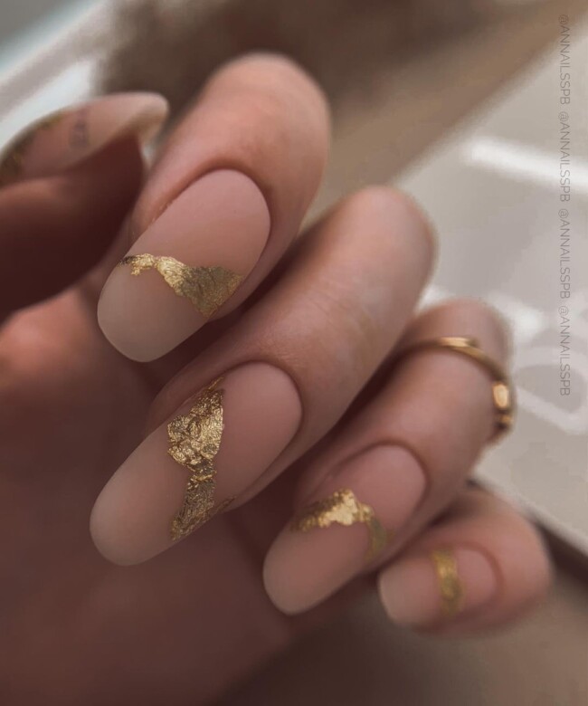 40 Best Wedding Nails For 2022 : Nude Matte Nails with Gold Foil