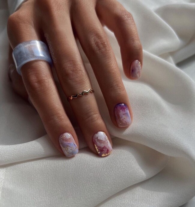 50 Cutest Short Nail Designs for Spring 2022 — Soft Unicorn Color Marble Short Nails