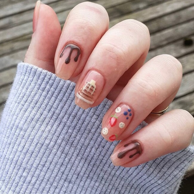 20 Cute Pancake Day Nails That Looks So Yummy — Chocolate & Fruit Pancake Day Nail Art