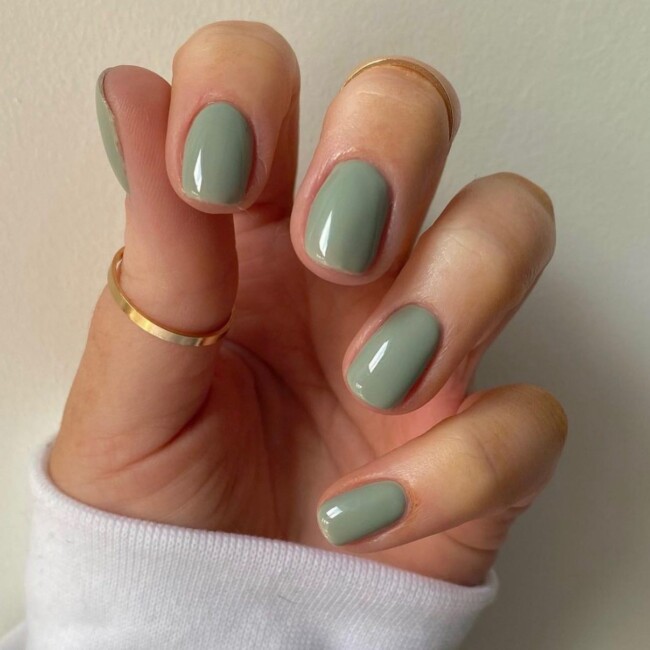 30 Hot Spring Nail Colors in 2022 — Sage Green Short Nails