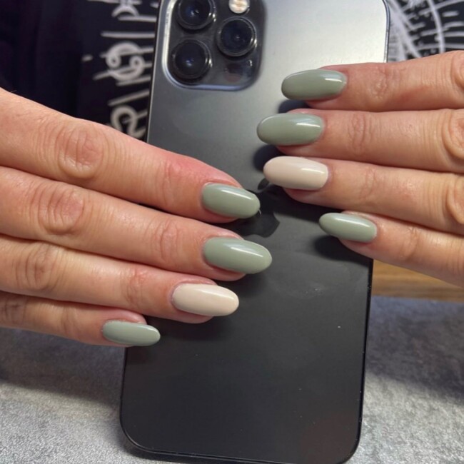 30 Hot Spring Nail Colors in 2022 — Nude & Sage Nail Colors