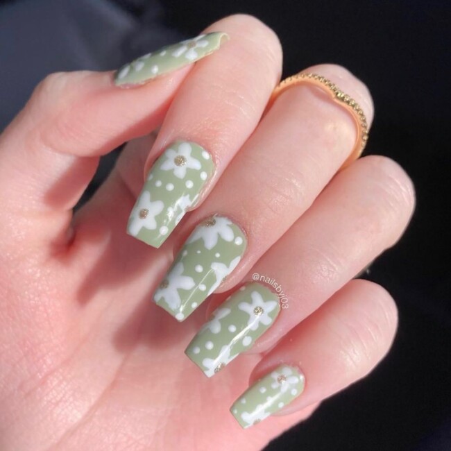 50 Most Stylish Sage Green Nail Designs — White Daisy Sage Nails