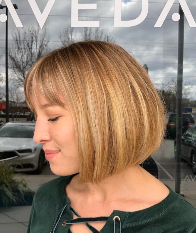 50 Cutest Bob with Bangs Ideas — Honey Blonde Bob Haircut with Fringe