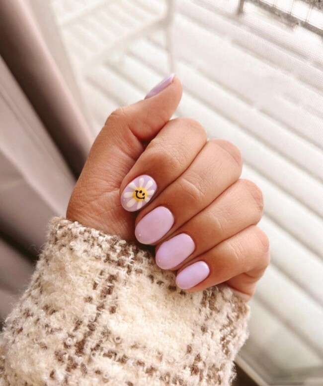 70+ Nail Art Designs Will Make You Want To Try ASAP — Pink & Smiley Daisy Nail Art