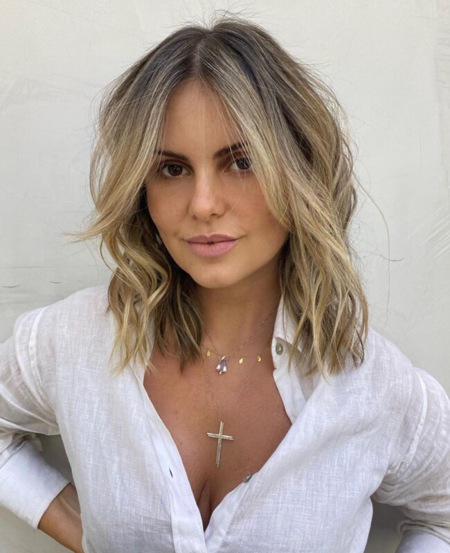 55 Gorgeous Hairstyles for Medium Length Hair — Blonde Lob Beach Hairstyle