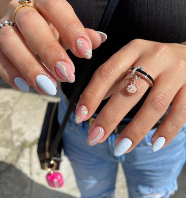 70+ Nail Art Designs Will Make You Want To Try ASAP — Pastel Blue, Swirl and Flower Nail Art