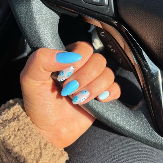 40 Cute Summer Nails for 2022 — Blue Smiley Face Nail Art