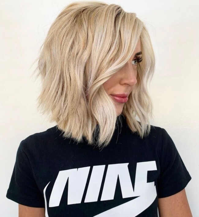 30+ Stylish Lob Haircuts in 2022 — Textured Blonde Lob Haircut