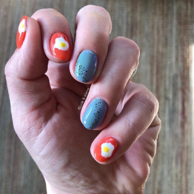 60+ Cute Easter Nail Art Designs — Dusty Blue & Fried-Egg Red Nail Art