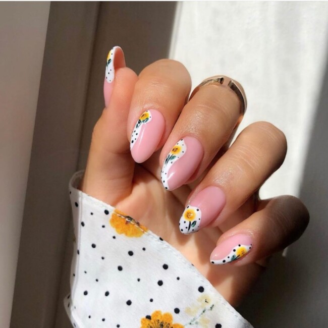 52 Super Pretty Floral Nail Designs — Flower & Polka Dot Abstract Tip Nails