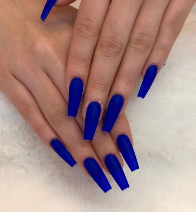 50+ Royal Blue Nail Designs for Everyone — Simple Matte Royal Blue Nails