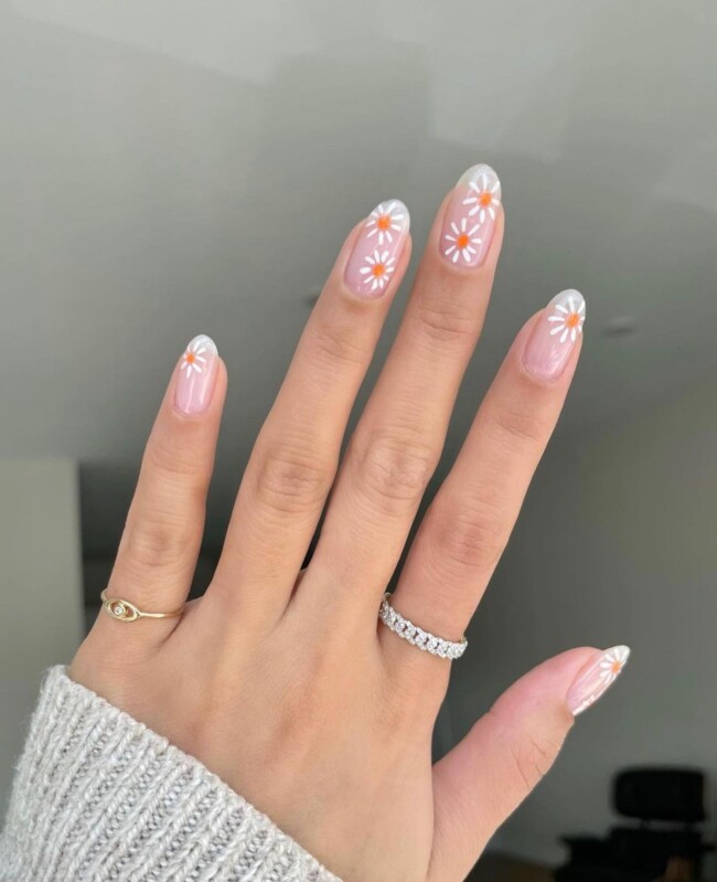 52 Super Pretty Floral Nail Designs — Daisy Natural Nail Art