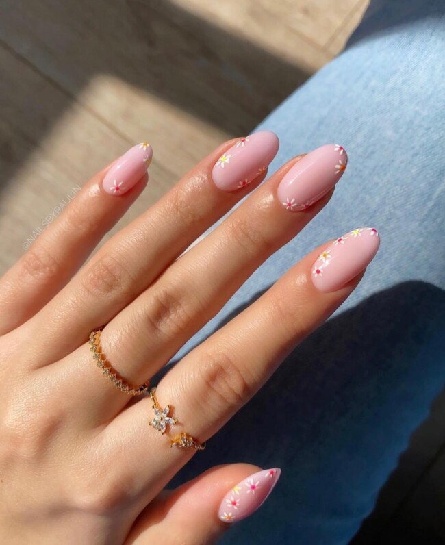 52 Super Pretty Floral Nail Designs — Tiny Flower Pink Oval Nails