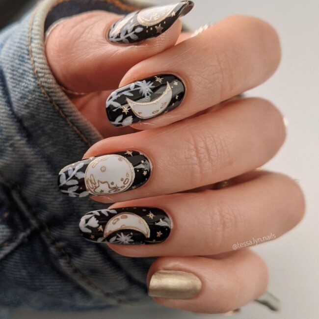 50+ Celestial Nail Art Design — Moon and Star Black Nails