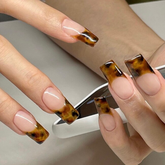 75 Ways to wear Tortoiseshell Nails — Acrylic Tortoiseshell French Tip Design Nails