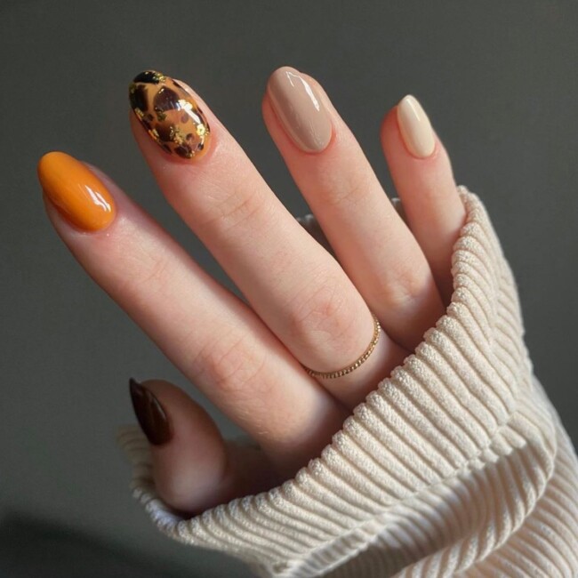 tortoiseshell nail art designs, tortoiseshell nails, tortoiseshell nail designs, tortoiseshell print nails, nail art designs, french tip tortoiseshell nails, tortoiseshell french tip nails