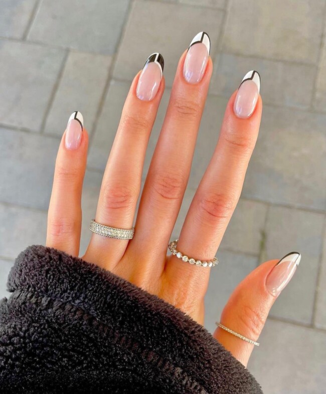 77 Summer French Nails That’ll Match Your Wardrobe — Black and White French Tip Art