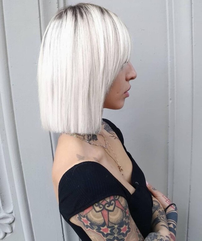 50 Best Bob and Lob Haircuts for Summer 2022 — Icy Blonde Lob Haircut with Bangs