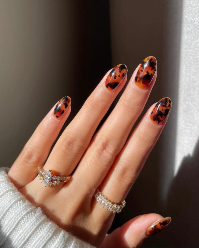 75 Ways to wear Tortoiseshell Nails — Tortoiseshell Oval-Shaped Nails