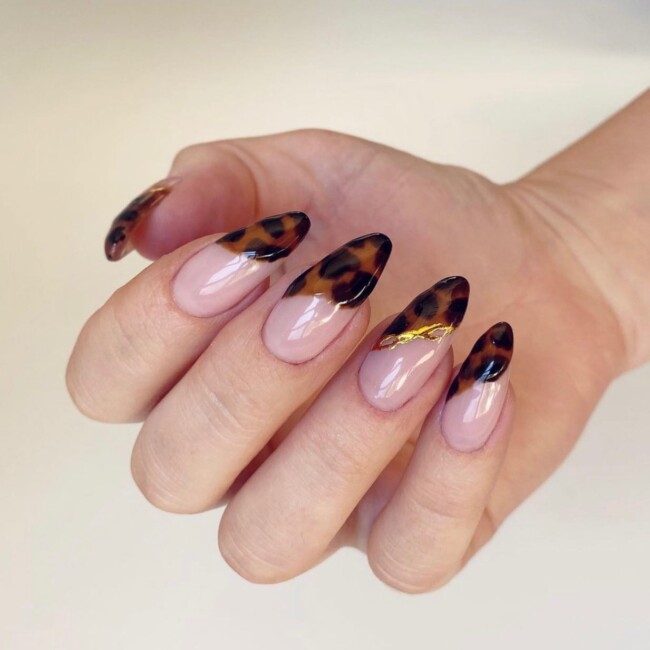 75 Ways to wear Tortoiseshell Nails — Abstract Side French Nail Art