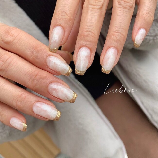 wedding nails, bridal nails, bridal nails 2022, bridal nail art designs, wedding nail art designs, 3d floral nail art, white wedding nails, white nail art design, minimalist bridal nails, simple wedding nails, french nails wedding, pink nails, wedding nails short