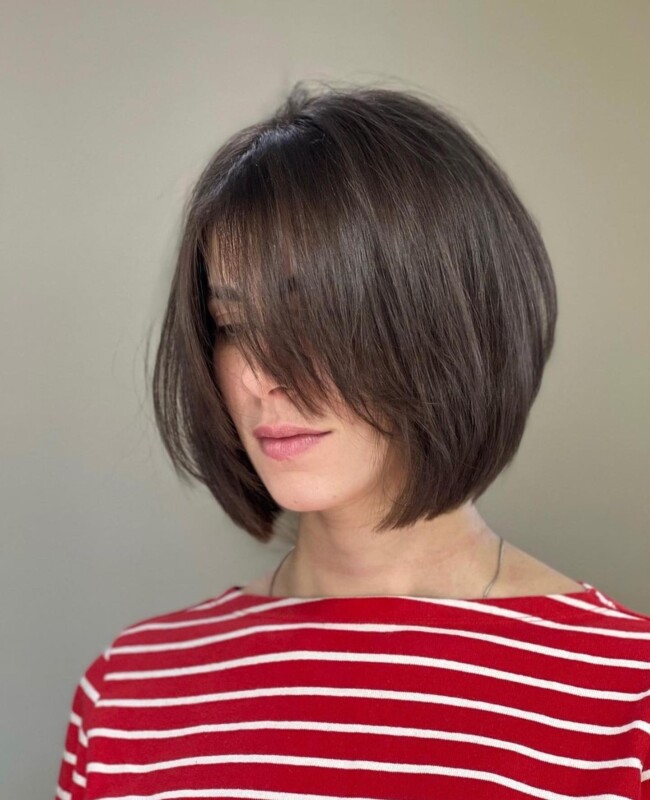 37 Most Stylish Long Bob Hairstyles To Try in 2022 — Textured Bob Haircut with Layered Bangs