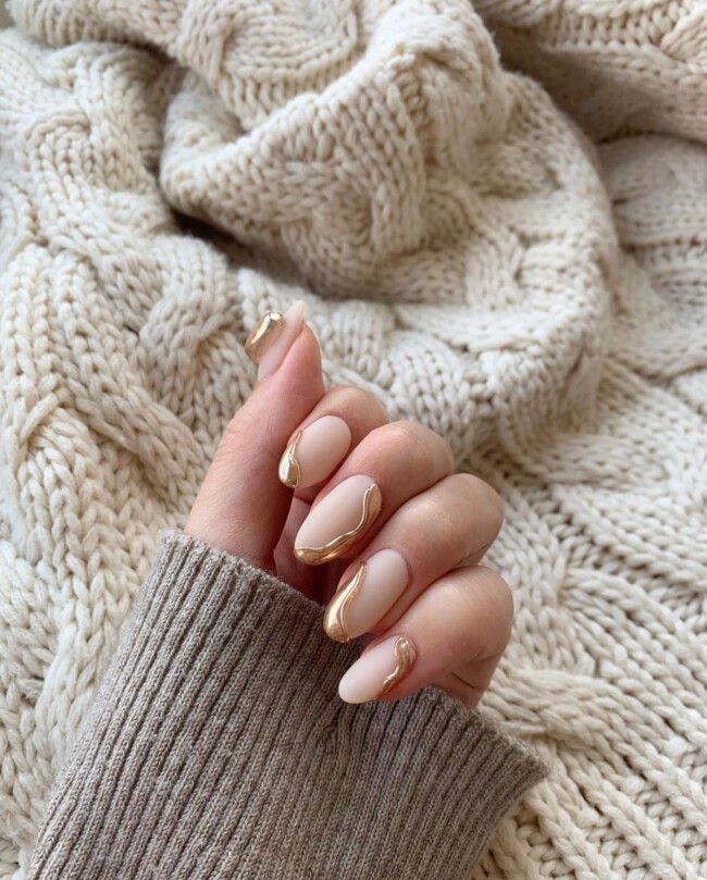 42 Stunning Bridal Nail Art Designs — Gold Embossed Abstract Nude Nail Art