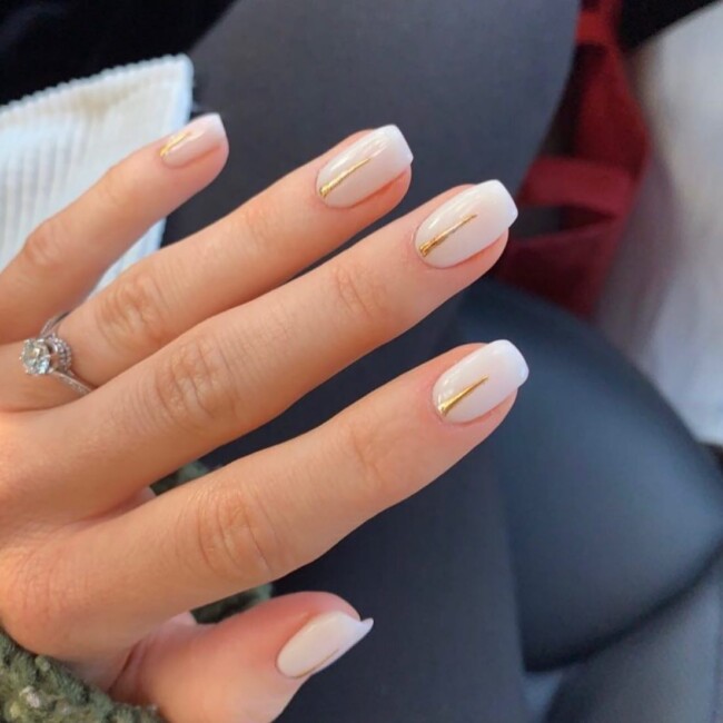 wedding nails, bridal nails, bridal nails 2022, bridal nail art designs, wedding nail art designs, 3d floral nail art, white wedding nails, white nail art design, minimalist bridal nails, simple wedding nails, french nails wedding, pink nails, wedding nails short