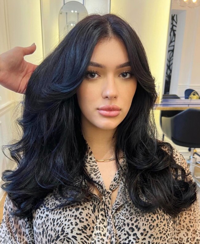 70+ Curtain Bangs That Are So Cute — Deep Dark Hair Color Layered Cut