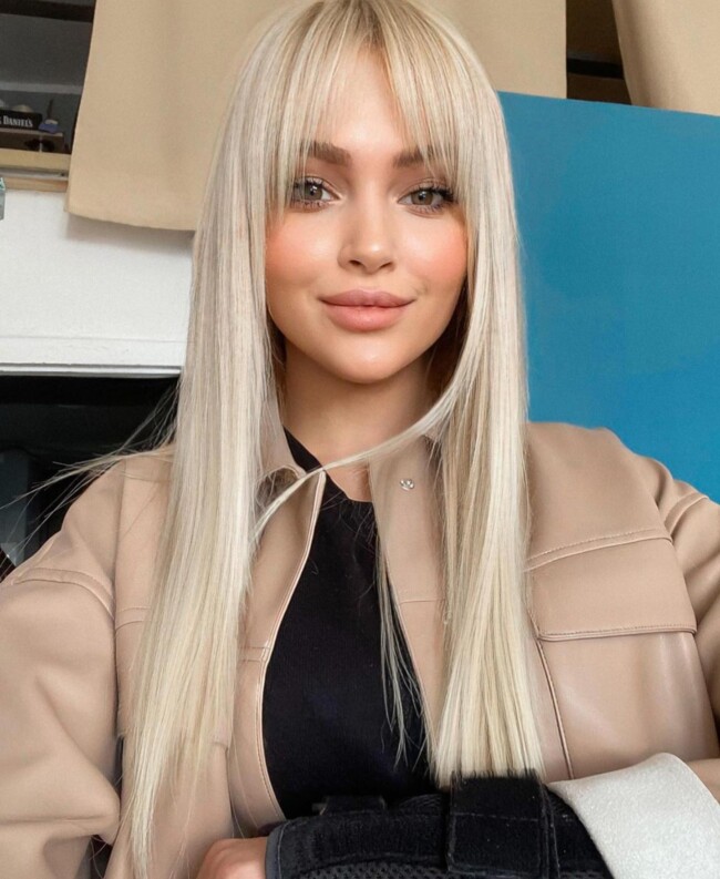 40 Ways to Wear Medium and Long Hair with Bangs — Long Blonde Haircut with Bangs