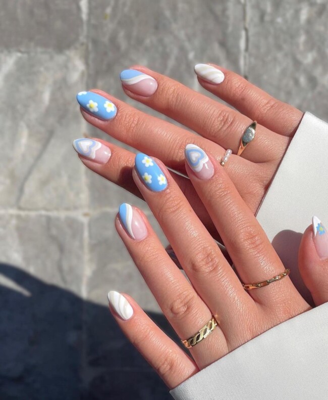 30 Aesthetic Pastel Nails That Are Perfect For Spring — Aesthetic Heart & Flower Blue Nails