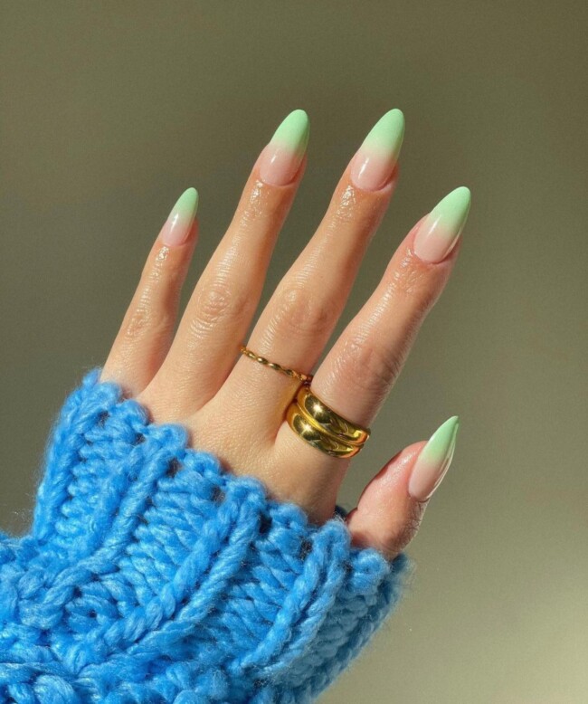 30 Aesthetic Pastel Nails That Are Perfect For Spring — Ombre Green Pastel Tip Nail Art