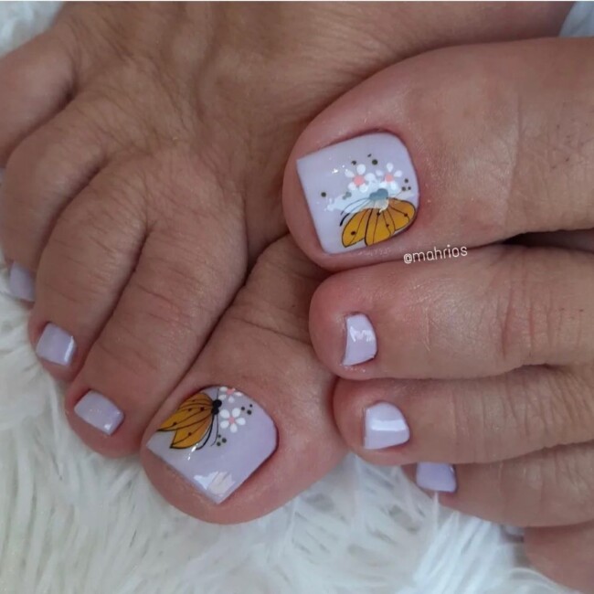 72 Cute Toe Nail Designs — Yellow and White Flower Pedicure