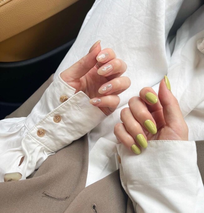 47 Best Spring Nails That Goes With Everything — Flower Sheer Nails + Chartreuse Green Nails